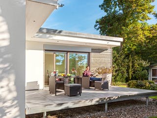 Fertighaus F 10-049.9.1 - FlyingSpace als Winkelbungalow von SchwörerHaus Schlüsselfertig ab 231517€, Bungalow Außenansicht 1