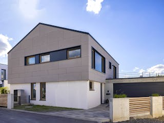 Massivhaus Haus Erhardt von Splietker Bau, Satteldach-Klassiker Außenansicht 3