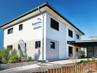 Fertighaus Musterhaus Bad Vilbel von Suckfüll Energiesparhaus, Stadtvilla Außenansicht 5