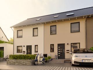 Massivhaus Reihenhaus Mainz 128 von Town & Country Haus Deutschland Schlüsselfertig ab 239150€, Außenansicht 4