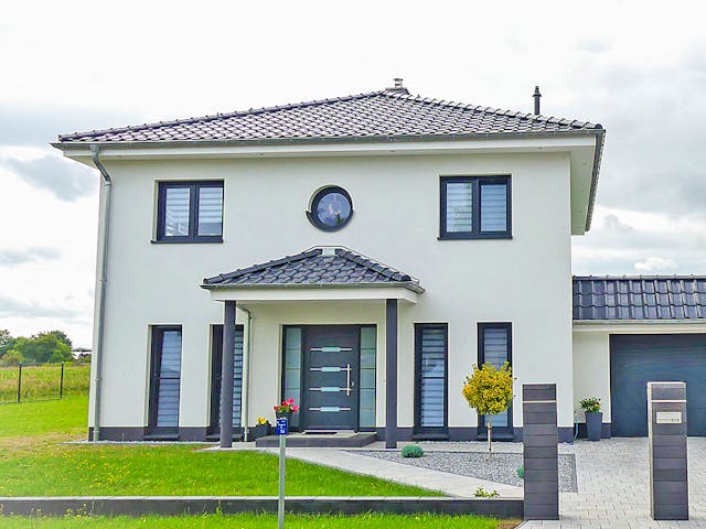 Massivhaus Stadtvilla V_174 von VARIODOMO Bausysteme Schlüsselfertig ab 356680€, Stadtvilla Außenansicht 1