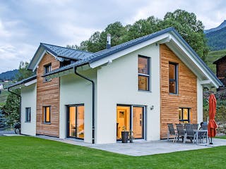 Fertighaus Kundenhaus Balance 300 von WeberHaus Schlüsselfertig ab 372390€, Satteldach-Klassiker Außenansicht 1