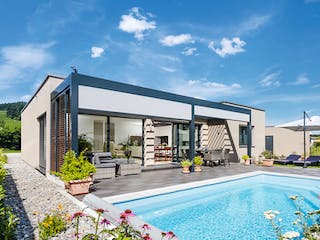 Fertighaus Kundenhaus myLife 402 von WeberHaus Schlüsselfertig ab 401800€, Bungalow Außenansicht 3