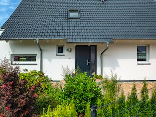 Fertighaus Kundenhaus Herse Balance 300 von WeberHaus Schlüsselfertig ab 388300€, Satteldach-Klassiker Außenansicht 4