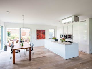 Fertighaus Kundenhaus Brunner von WeberHaus Schlüsselfertig ab 425000€, Satteldach-Klassiker Innenansicht 3