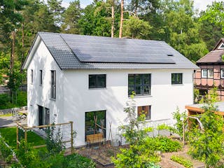 Fertighaus Kundenhaus Granow - generation5.5 Haus 300 von WeberHaus Schlüsselfertig ab 419600€, Außenansicht 1