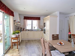 Fertighaus Bungalow Klassisch von Zimmerer-Profibau Schlüsselfertig ab 350000€, Bungalow Innenansicht 3