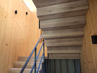 Fertighaus Massivholzhaus Stadthaus Modern von Zimmerer-Profibau Schlüsselfertig ab 1000000€, Innenansicht 6