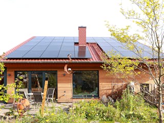 Fertighaus Thoma Pultdachhaus Modern von Zimmerer-Profibau Schlüsselfertig ab 420000€, Pultdachhaus Außenansicht 3